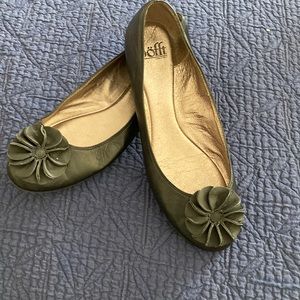 Cute Sofft black leather flats
